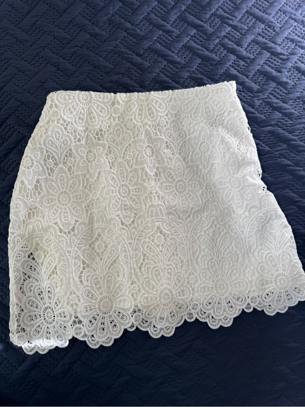 Abercrombie White Lace Skort